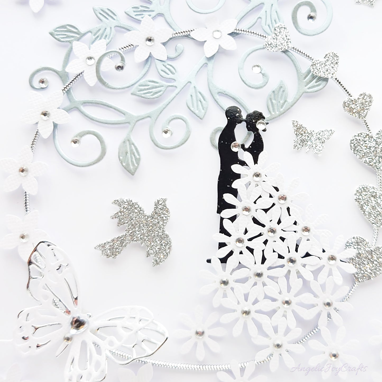 Handmade Personalised 3D Wedding Card with Couple in Floral Ring + Complimentary Gift Box | Anniversary | Wedding | Engagement