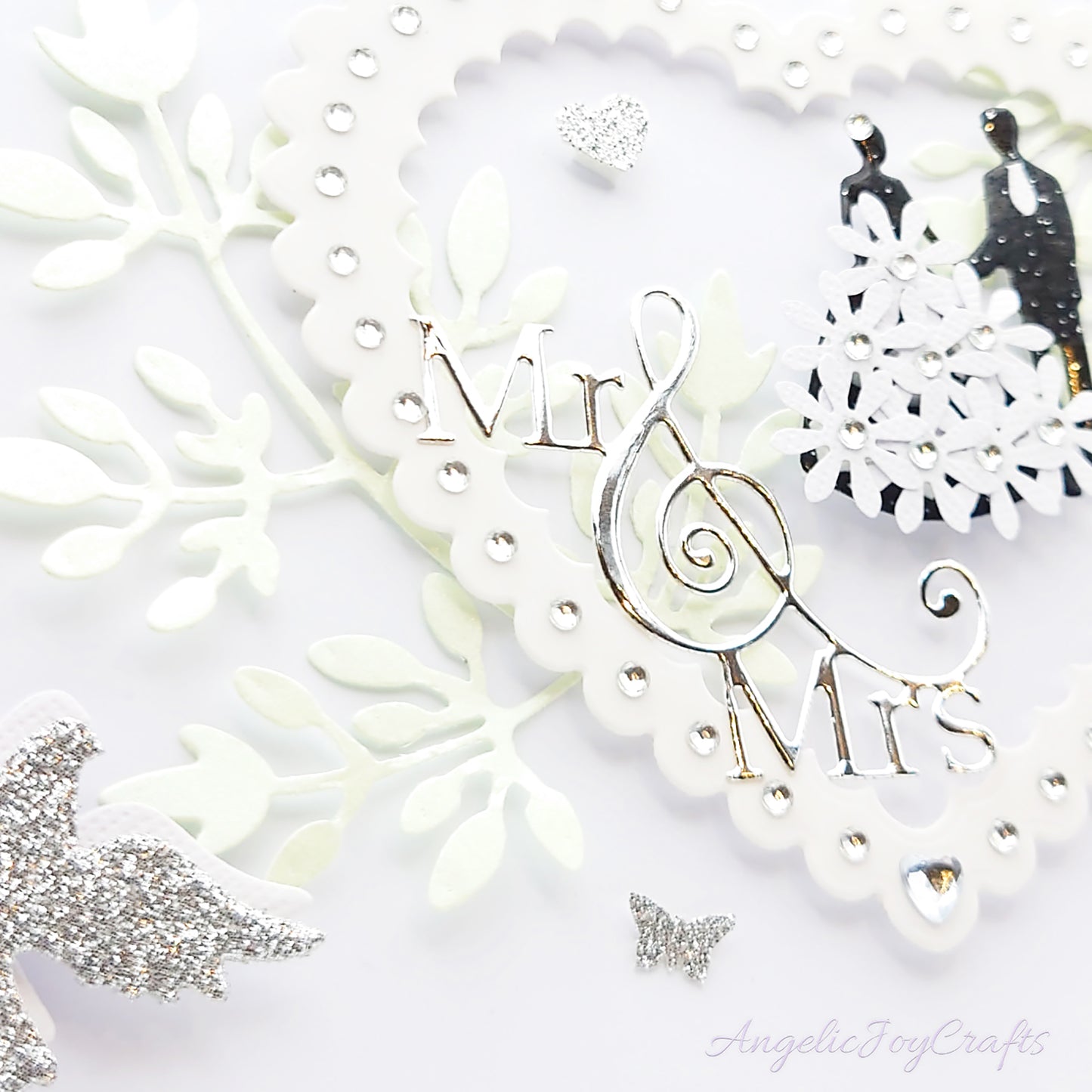 Handmade Personalised 3D Anniversary Card with Floral Heart & Couple + Complimentary Gift Box | Anniversary | Wedding | Engagement