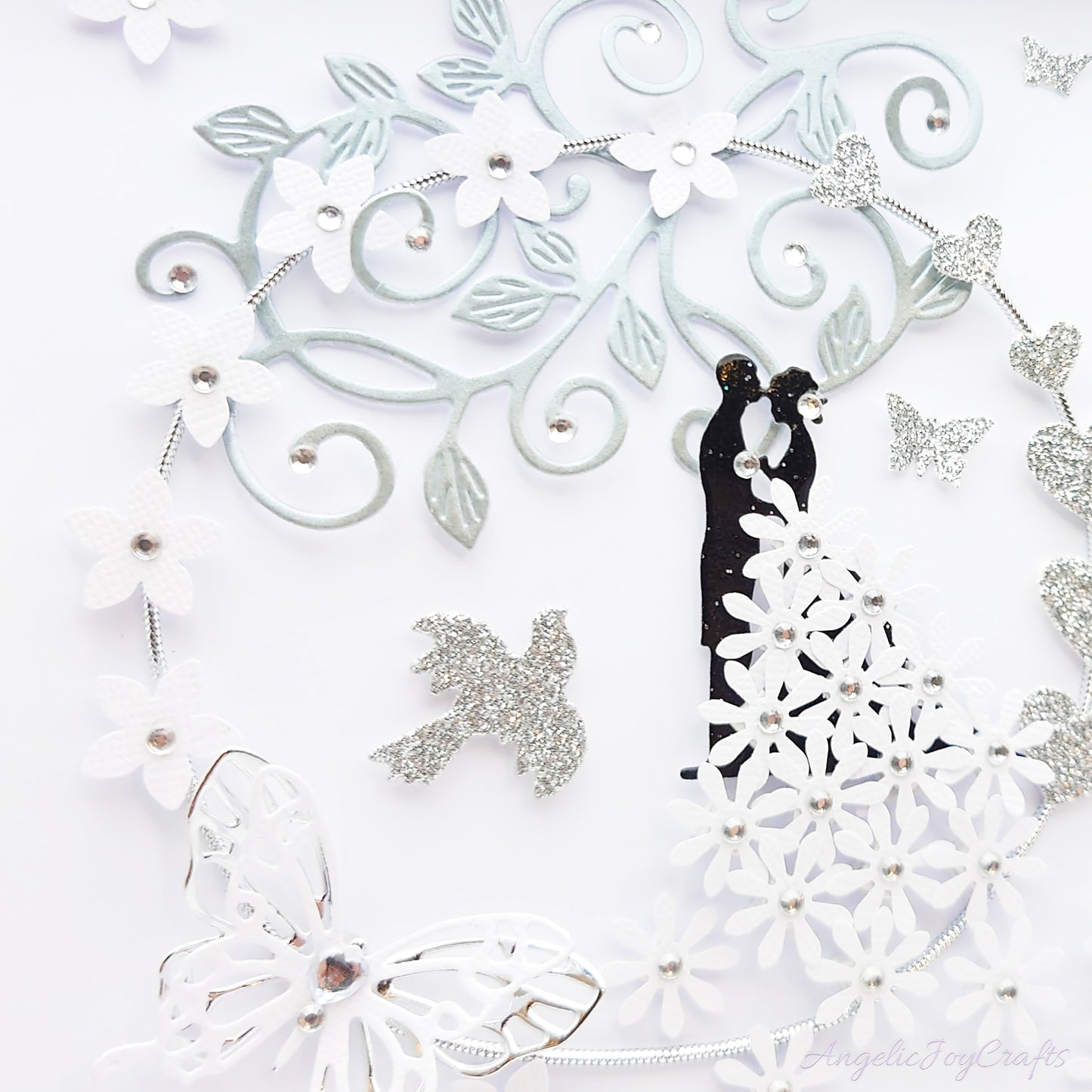 Handmade Personalised 3D Wedding Card with Couple in Floral Ring + Complimentary Gift Box | Anniversary | Wedding | Engagement